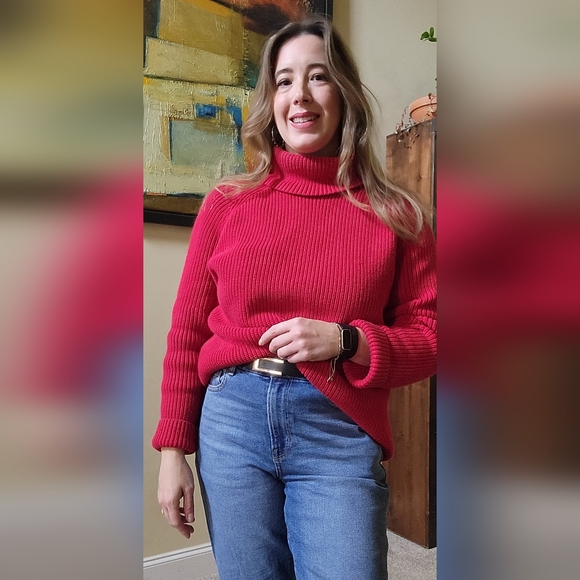 Meet your Posher, Jaclyn - Picture 3 of 4